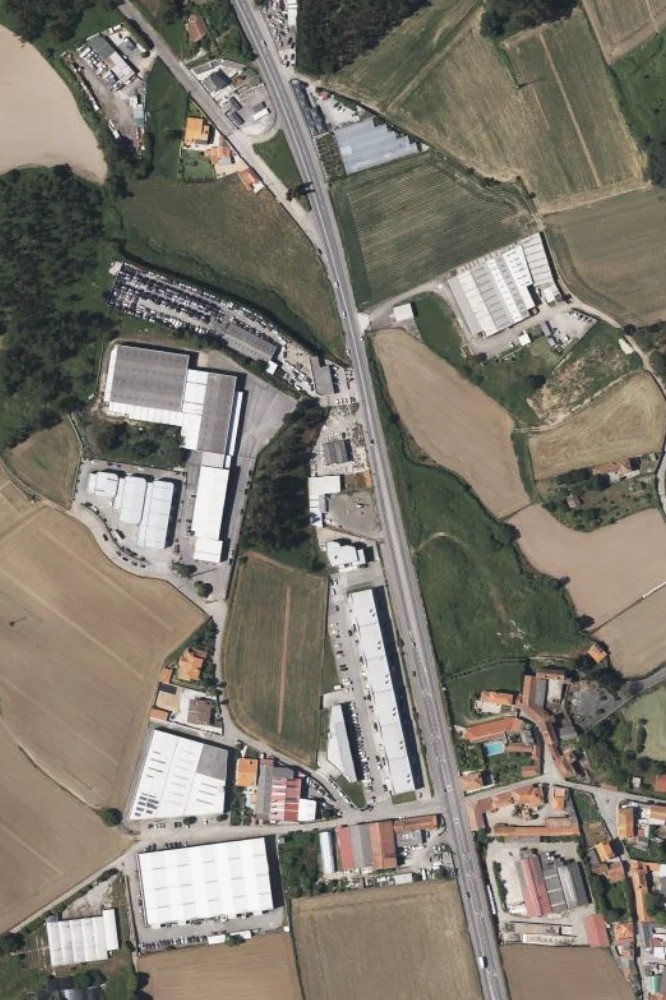 Aerial view of V Laser On metal fabrication facility in Porto, Portugal