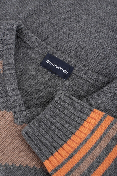 Lambswool pullover with intarsia